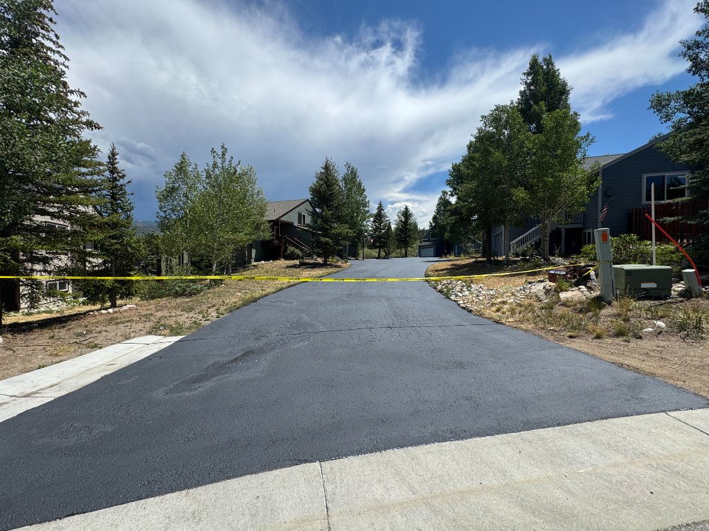 Meadow Wood Lower Lot — Total Asphalt Maintenance — photo 4