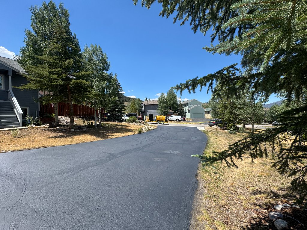 Meadow Wood Lower Lot — Total Asphalt Maintenance — photo 2