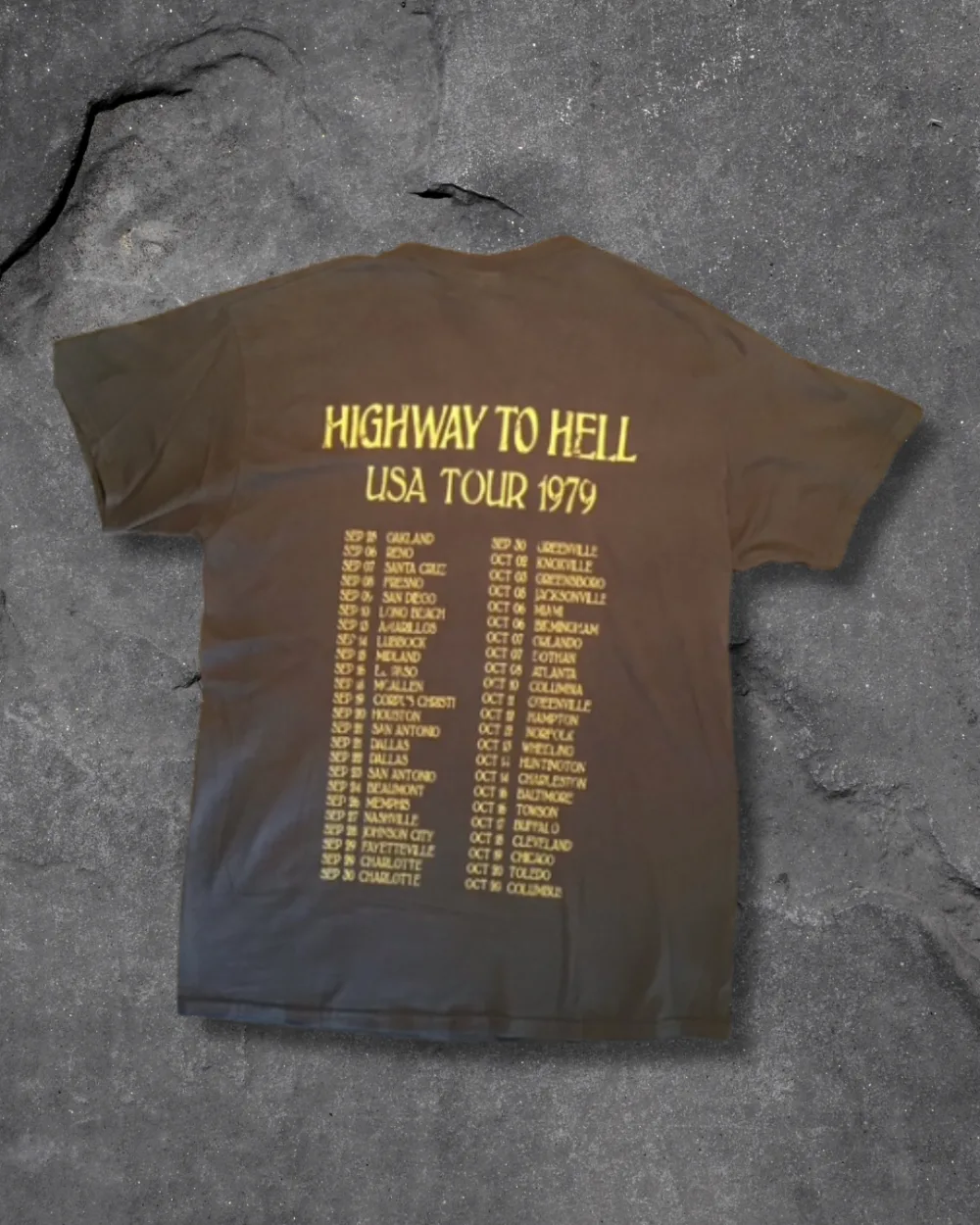 Highway to Hell tour 79 Crew — foto 3