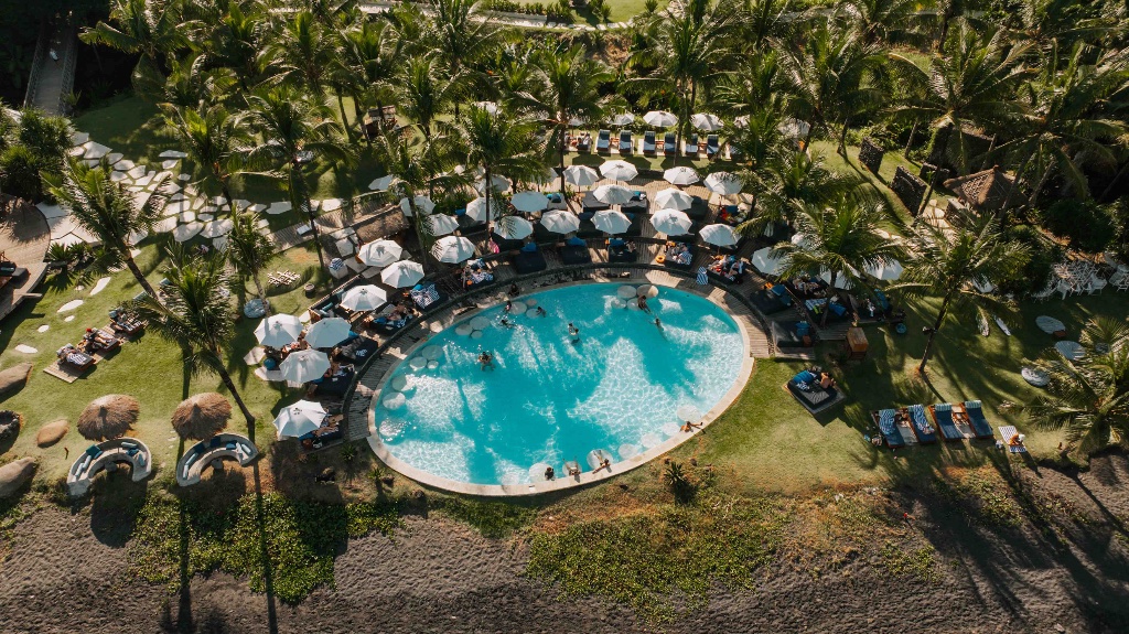 Komune Resort aerial