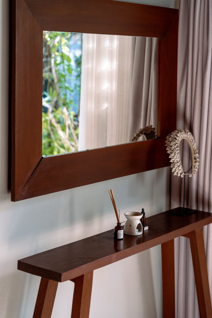 Resort Room detail