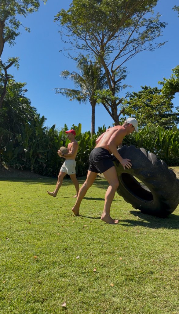 Beach dumbbell training
