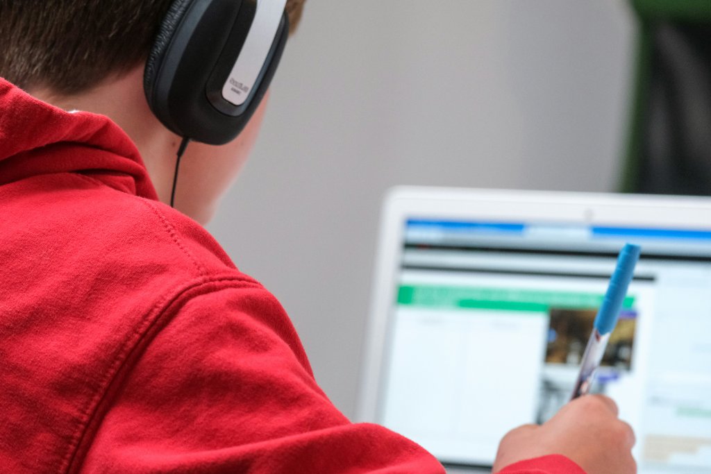 Student engaged in online learning