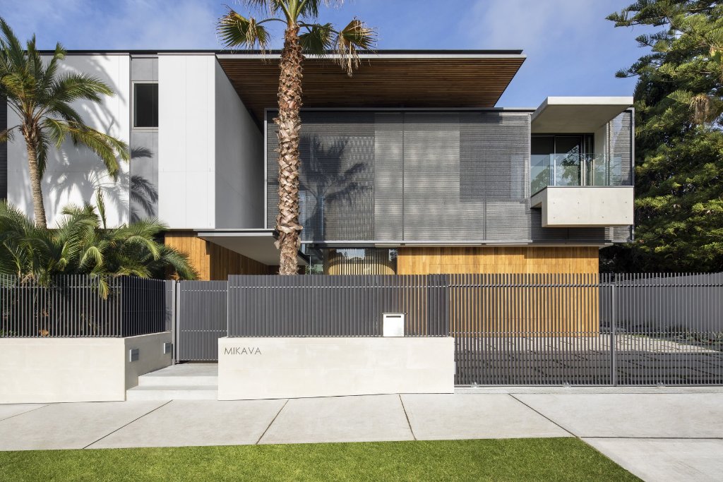 Salken Engineering precision steel fabrication - Double Bay luxury residential project Sydney