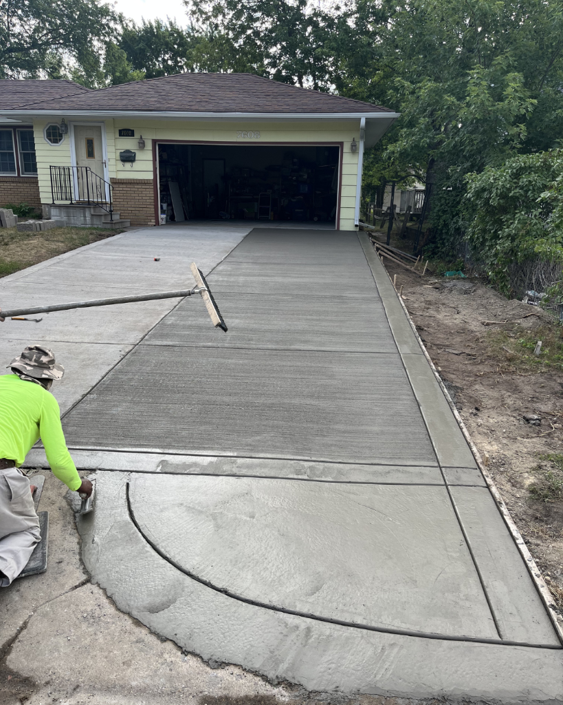 Driveway Finishing — Hand-Troweled Apron