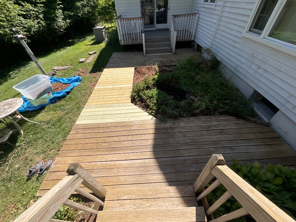 Deck power washing and restoration