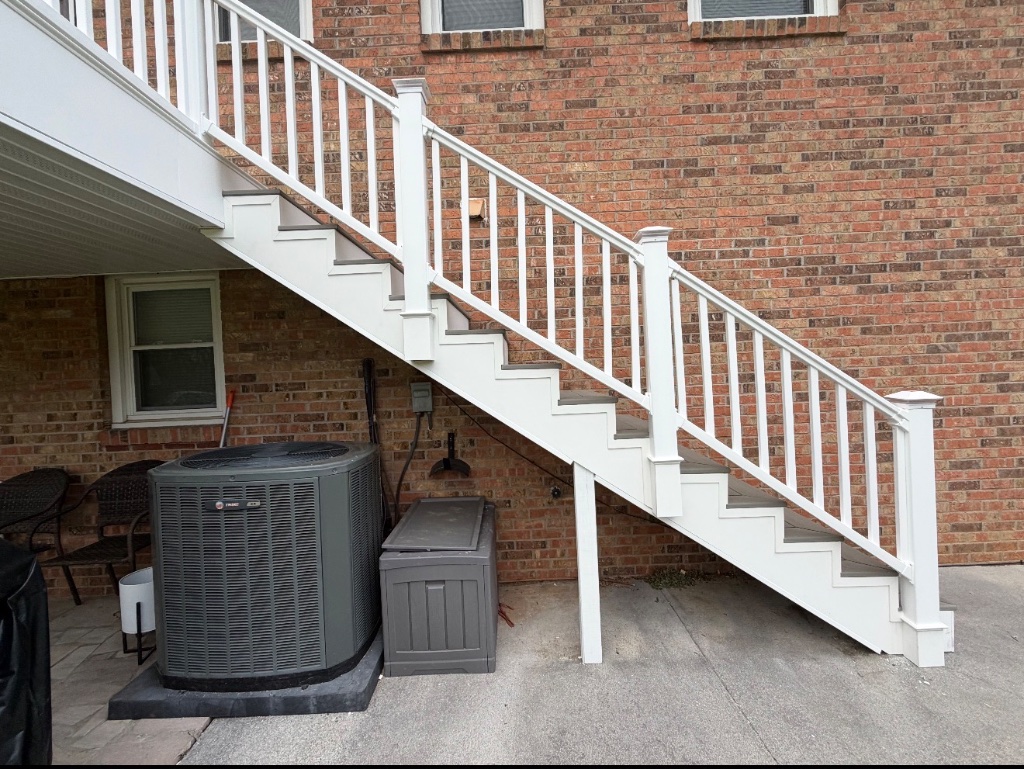 New Staircase & Railing