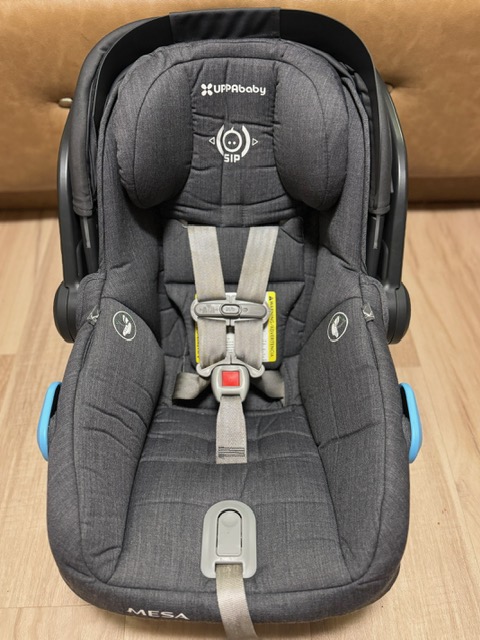 UPPAbaby Mesa infant car seat — pristine after spa treatment