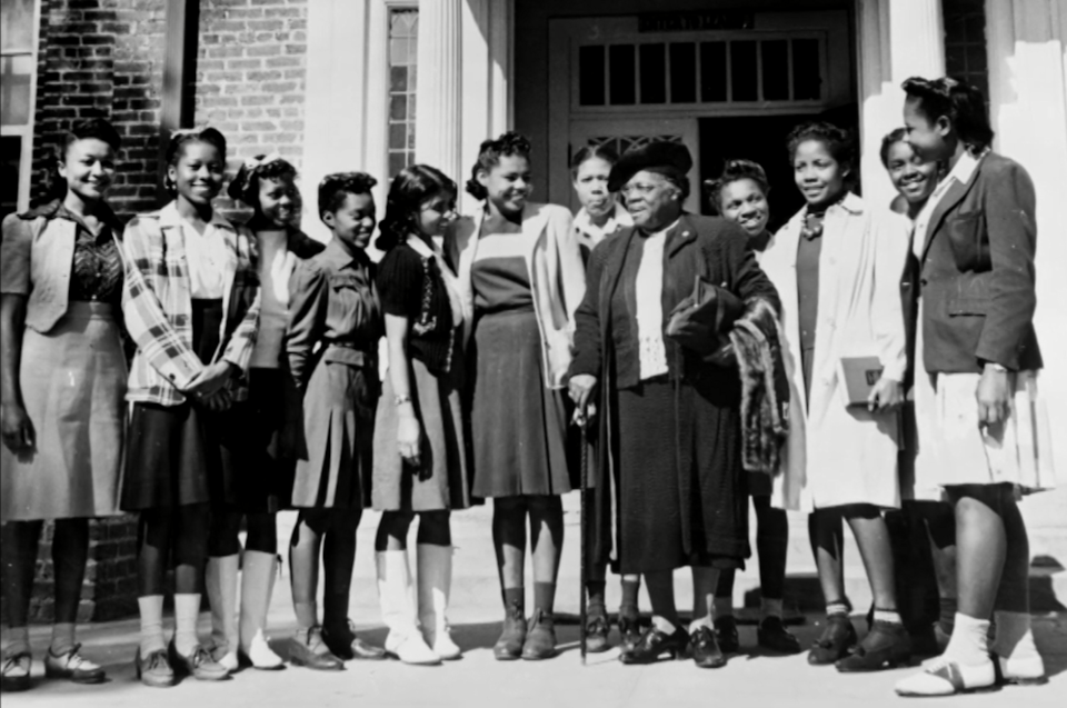 Dr. Mary McLeod Bethune with students