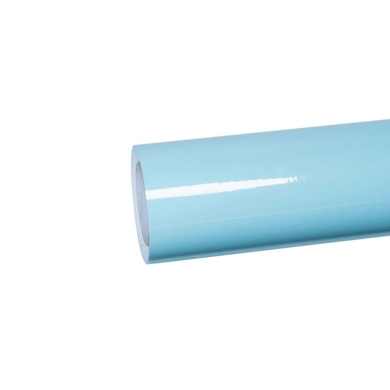 Glossy Crystal Glacier Blue على سيارة
