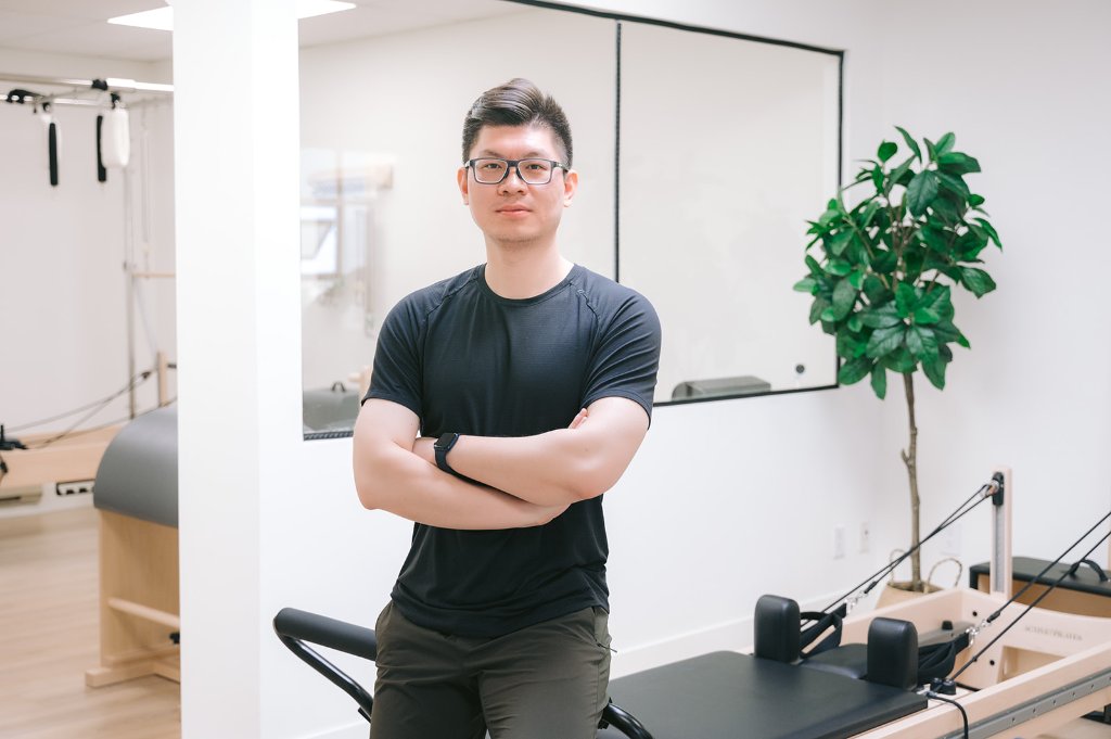 Bin Mou — Program Director