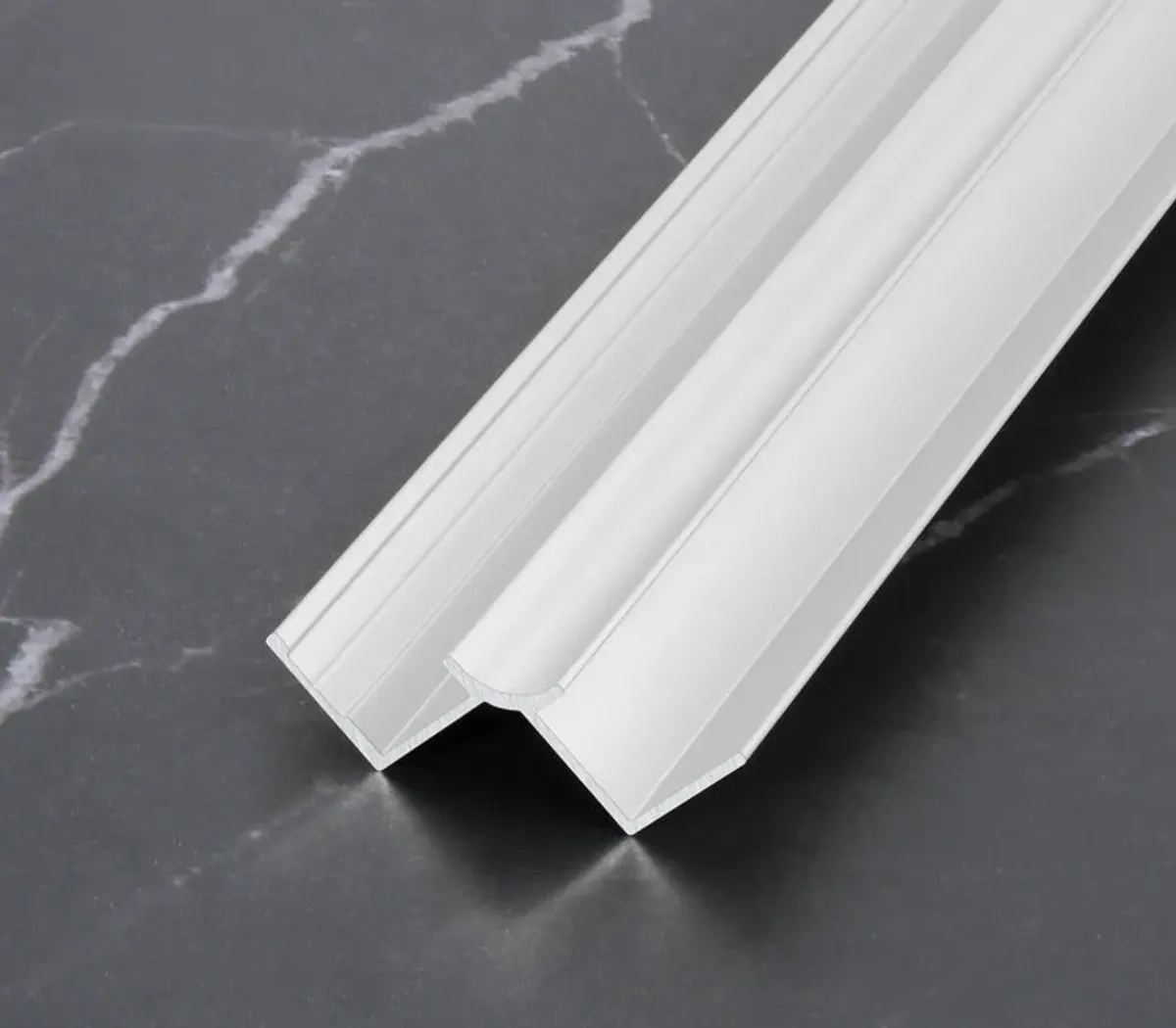 Corner Trim Internal/IN (Silver)