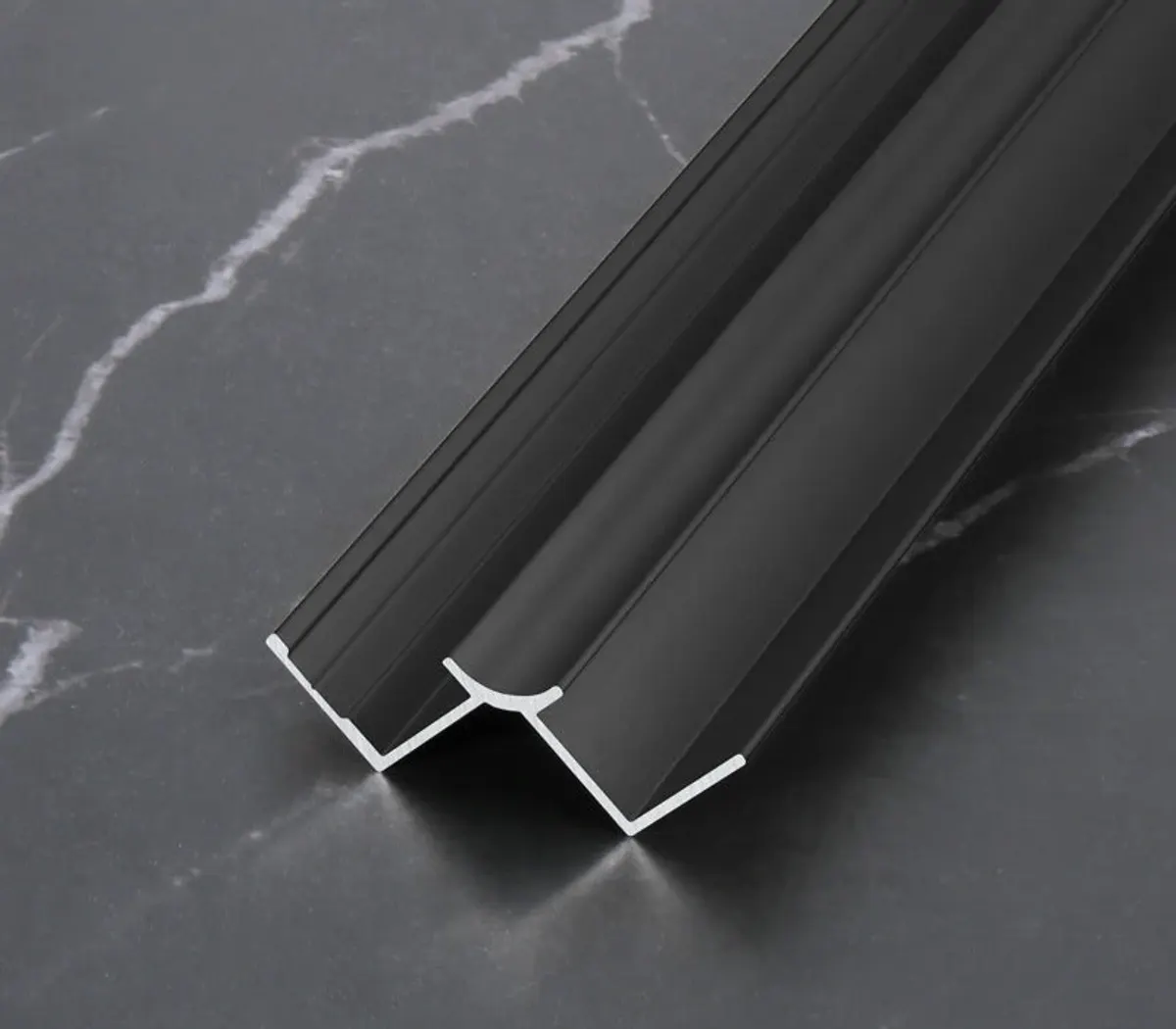 Corner Trim Internal/IN (Black)