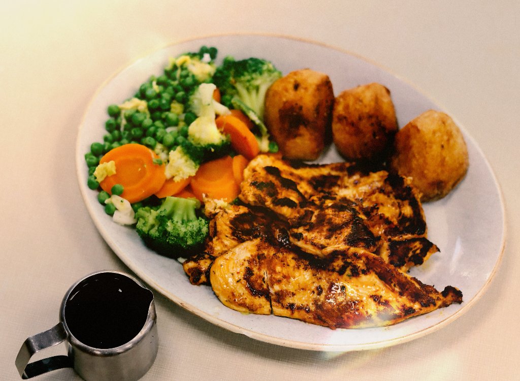 Roast chicken with veg
