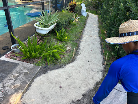 Lawn care and maintenance on a Jacksonville, Florida property