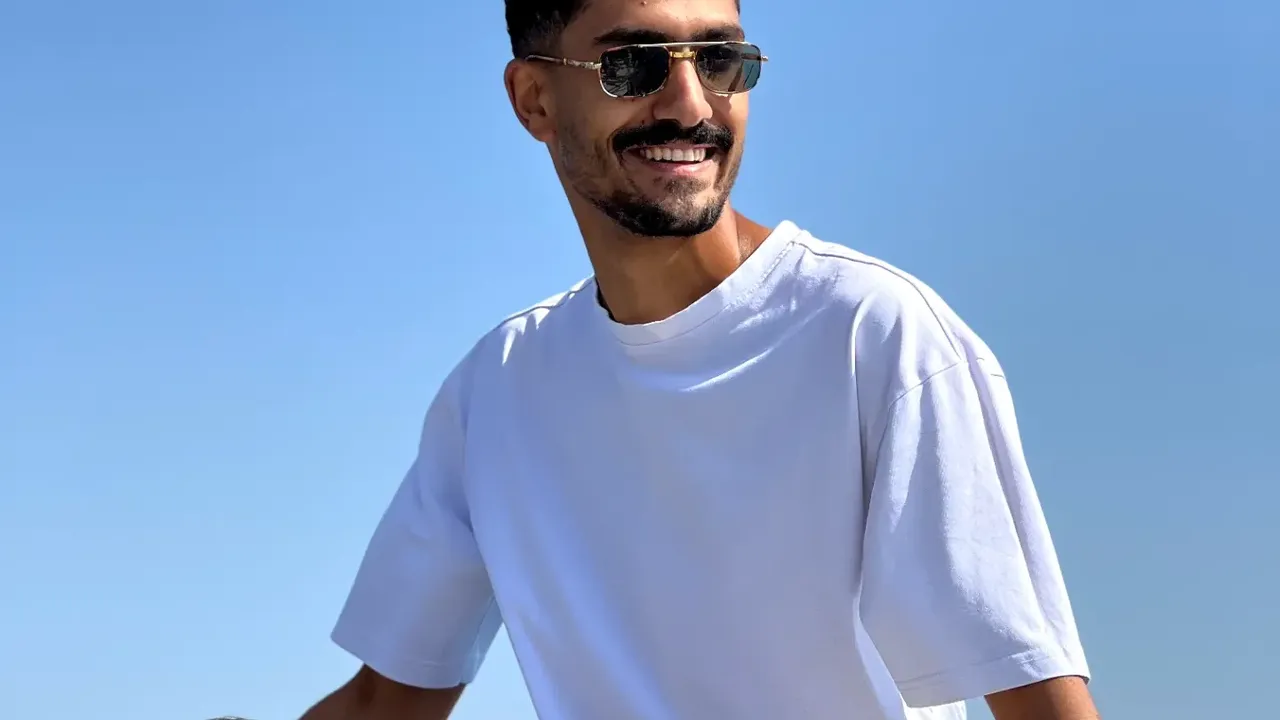 Mohamed Zayed template preview