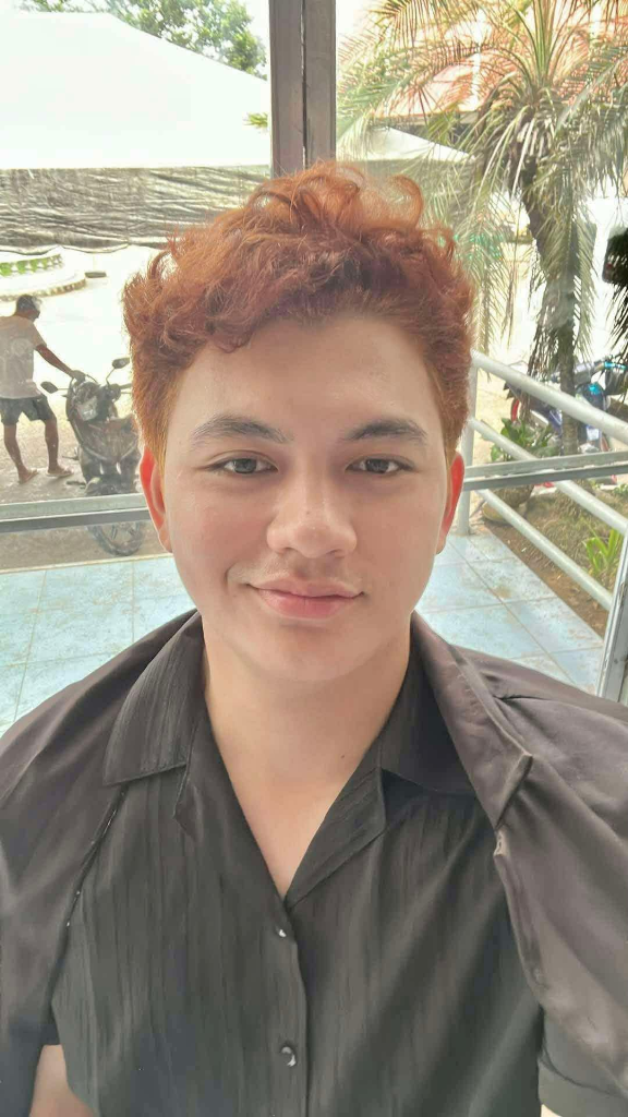 Charl J. - Supply Chain Manager (MAA)