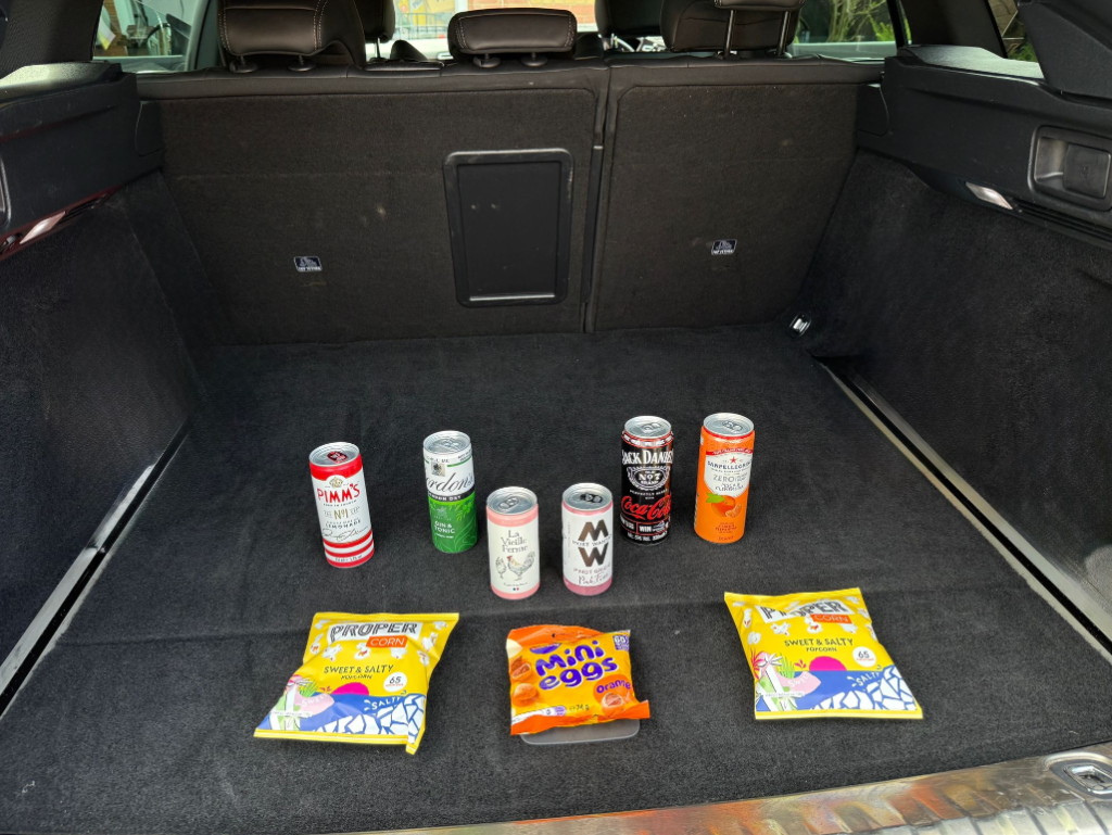 Complimentary drinks & snacks loaded and ready in the boot
