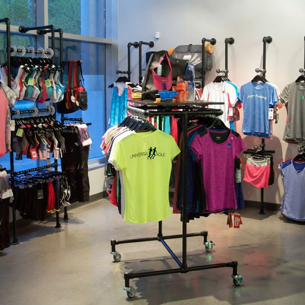 Boutique Free Standing photo 1