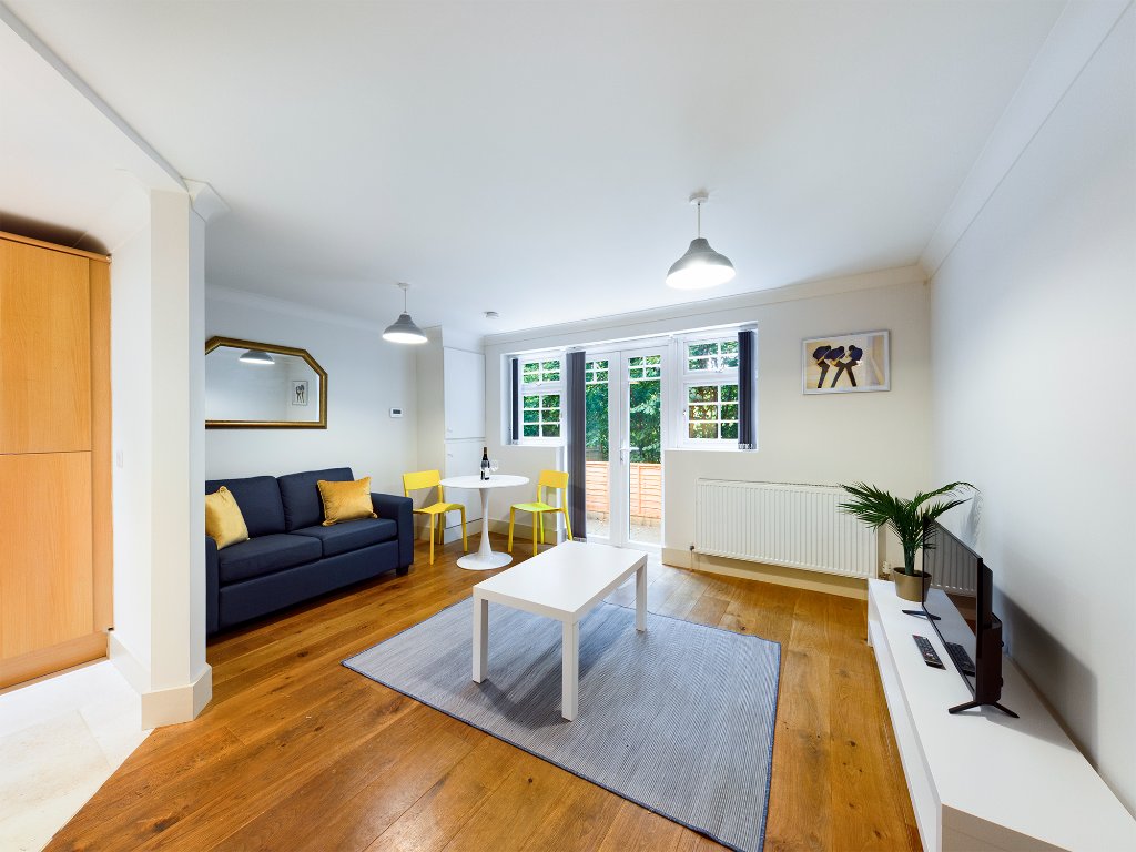 1 Bed / 1 Bath