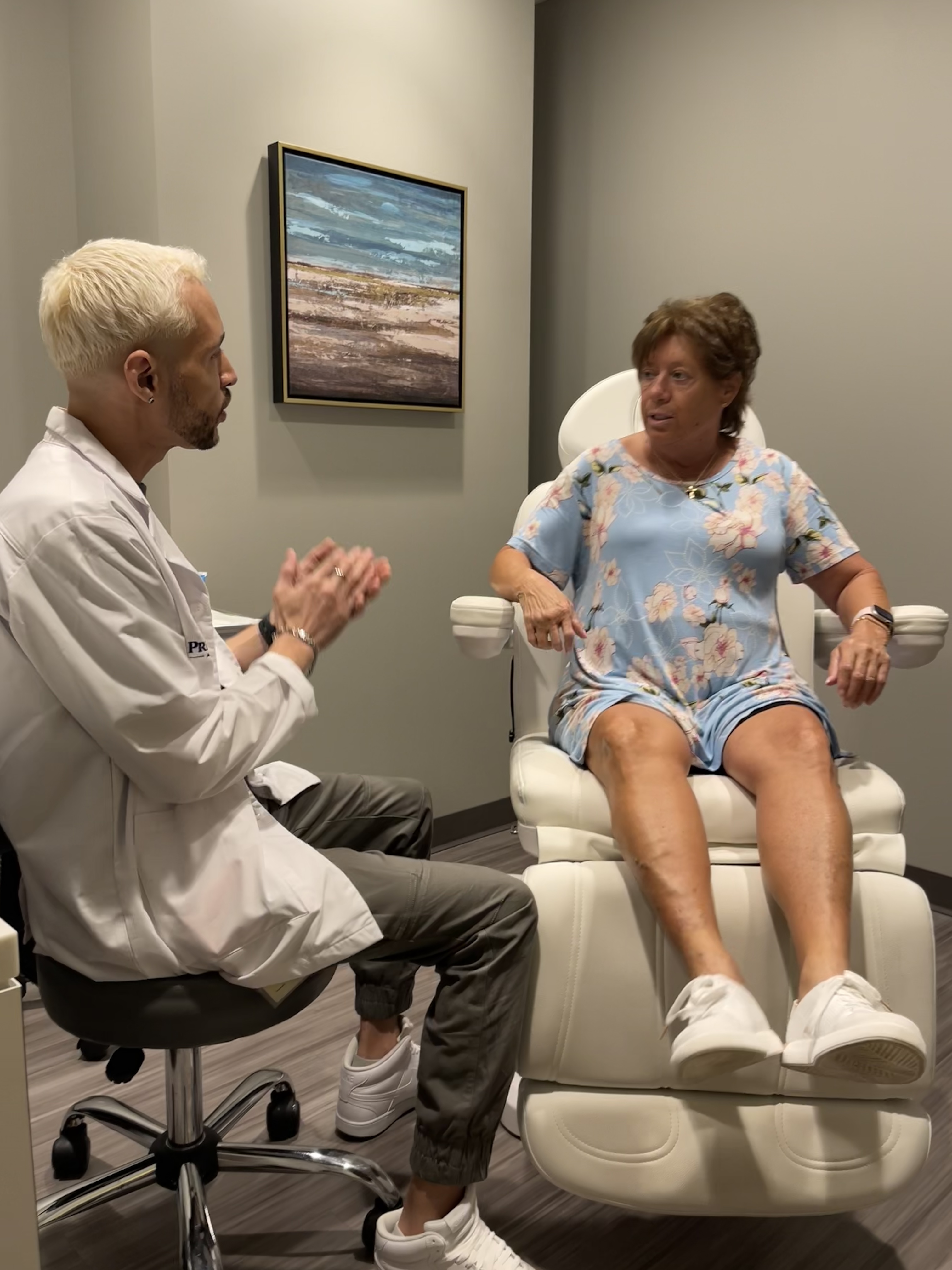 Consultation in the treatment room