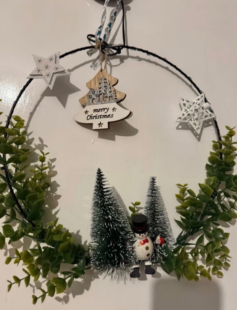 Minimalist Merry Christmas Hoop Wreath
