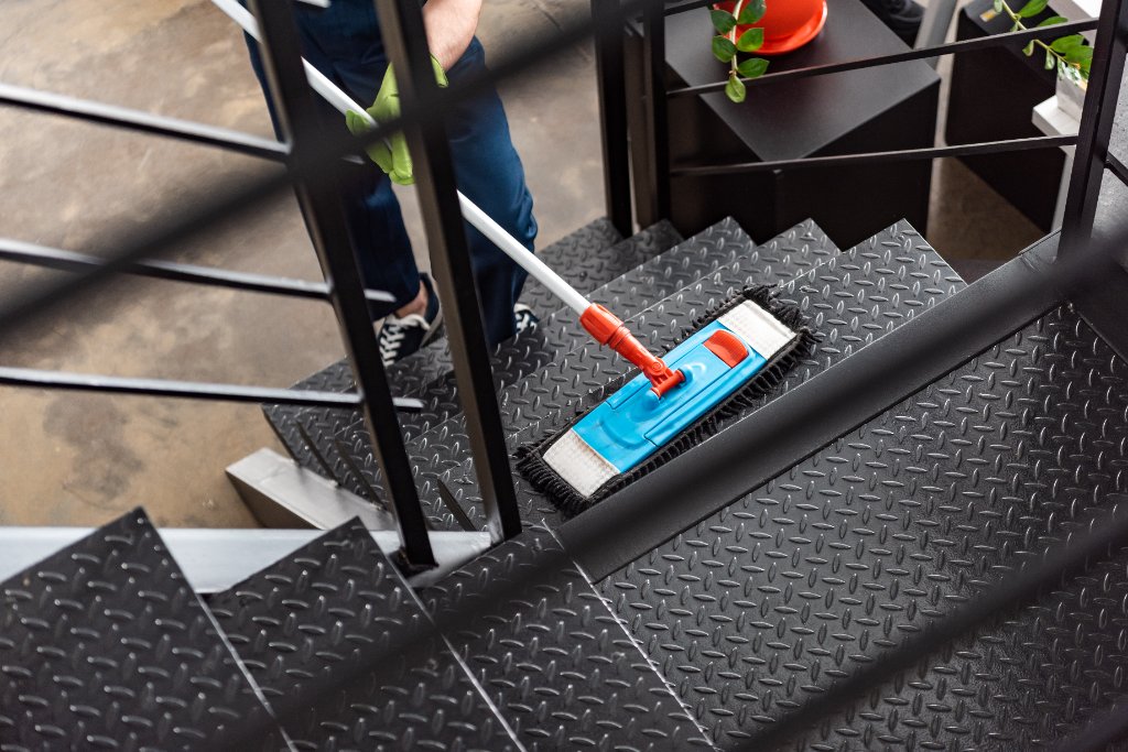 Commercial cleaning service