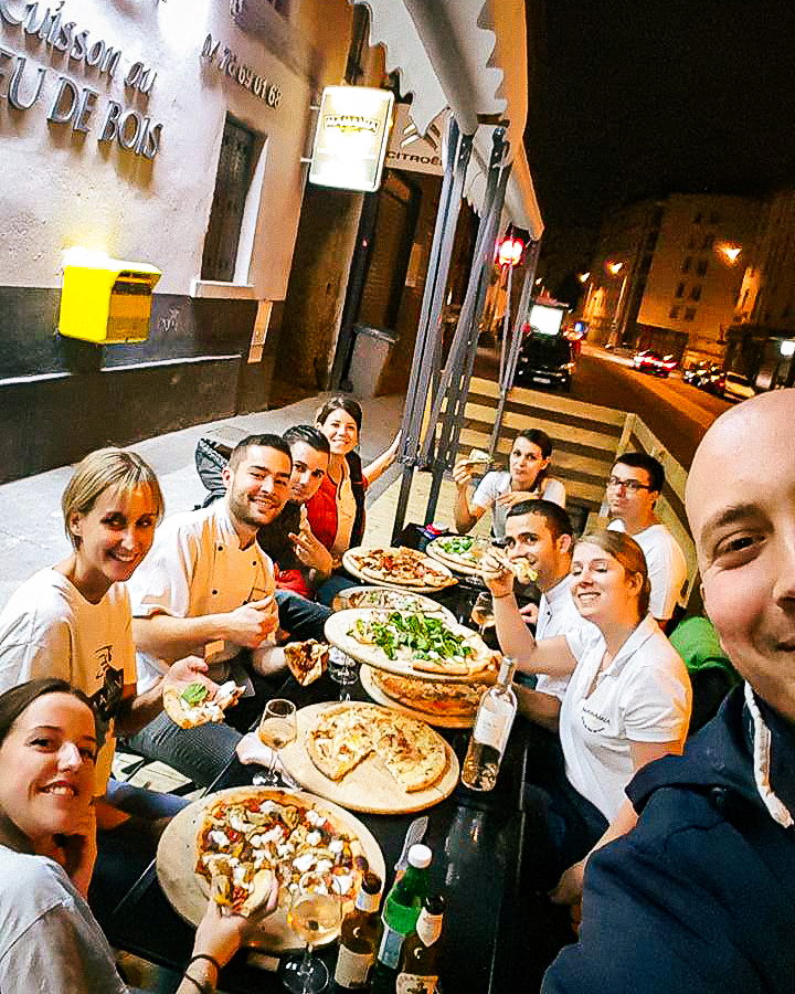 Pause pizza en équipe