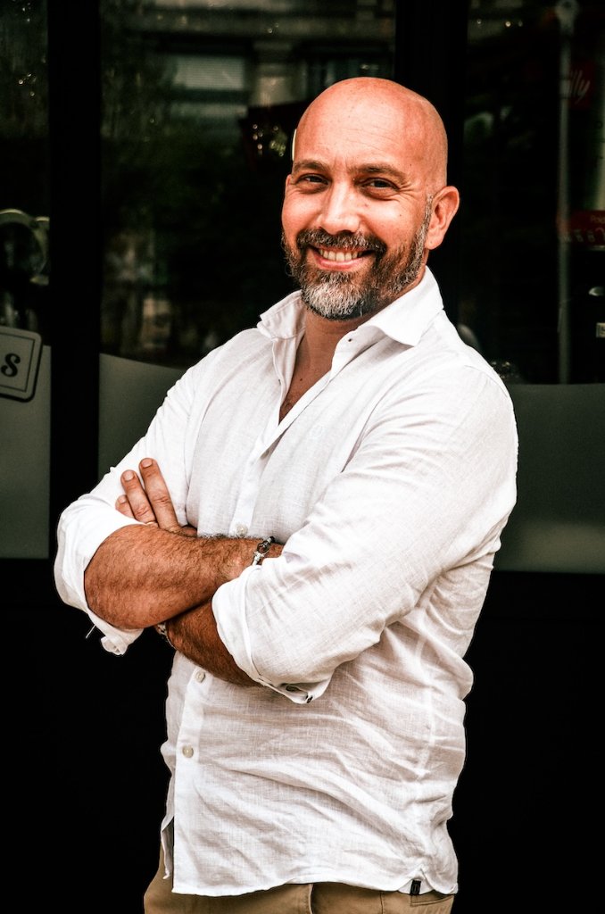 Jordan Tomas, fondateur