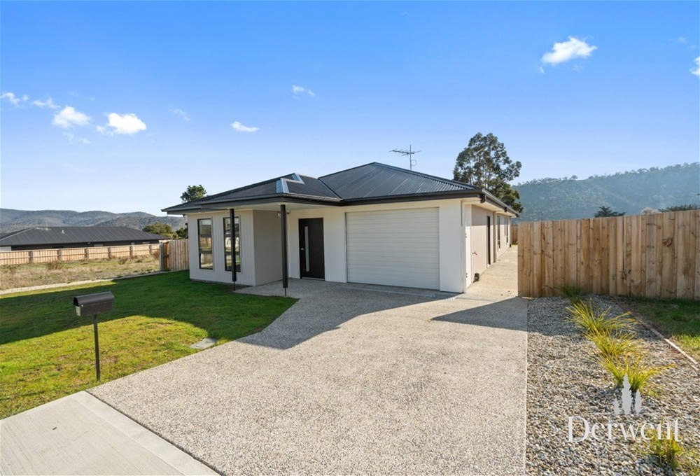 Modern Derwent Real Estate managed rental home at 31 Bluetongue Drive, Magra