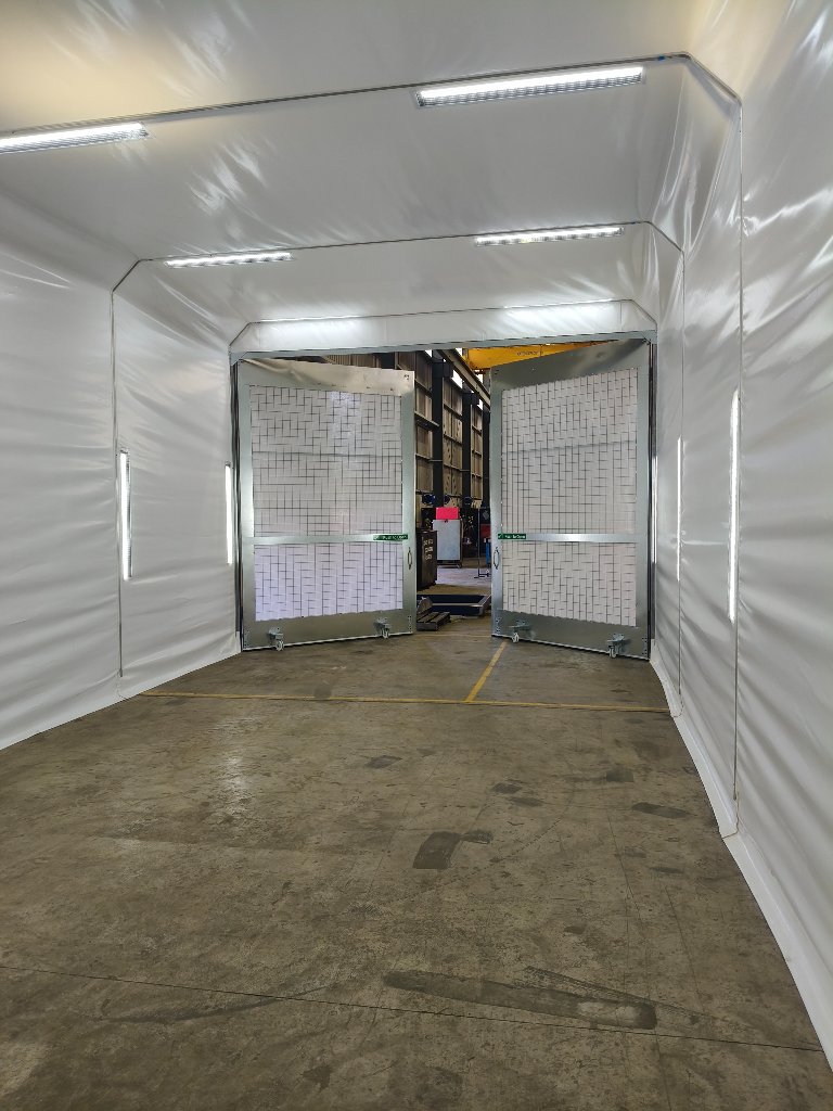 Interior — looking toward rear plenum