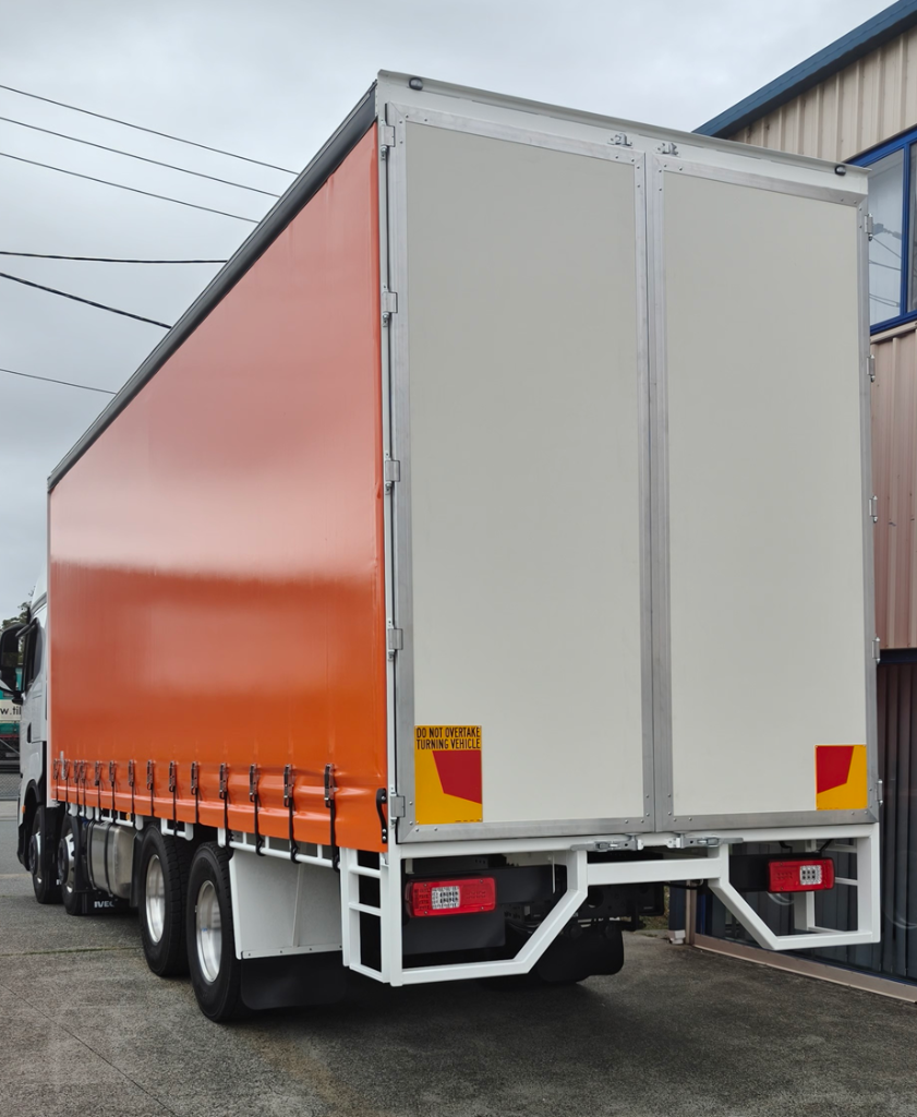 New curtainside body completed
