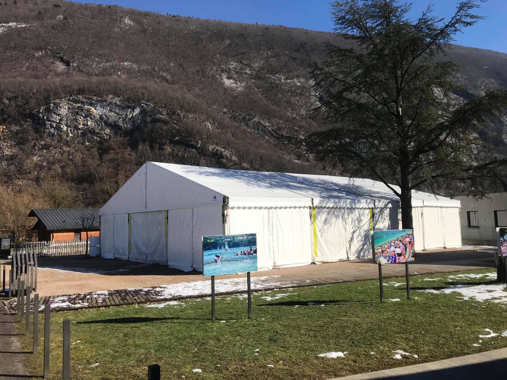 Structure 15m événementielle vue extérieure