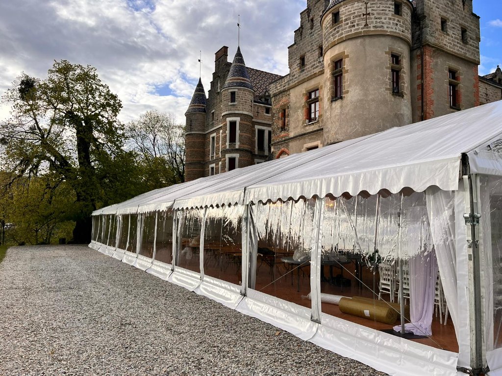 Bâches cristal transparentes pour réception au château