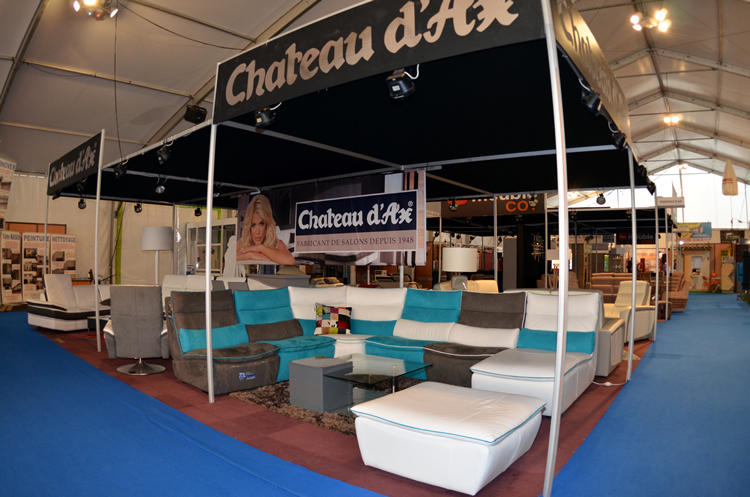 Stand Château d'Ax sous structure 30x50 pour salon de l'habitat