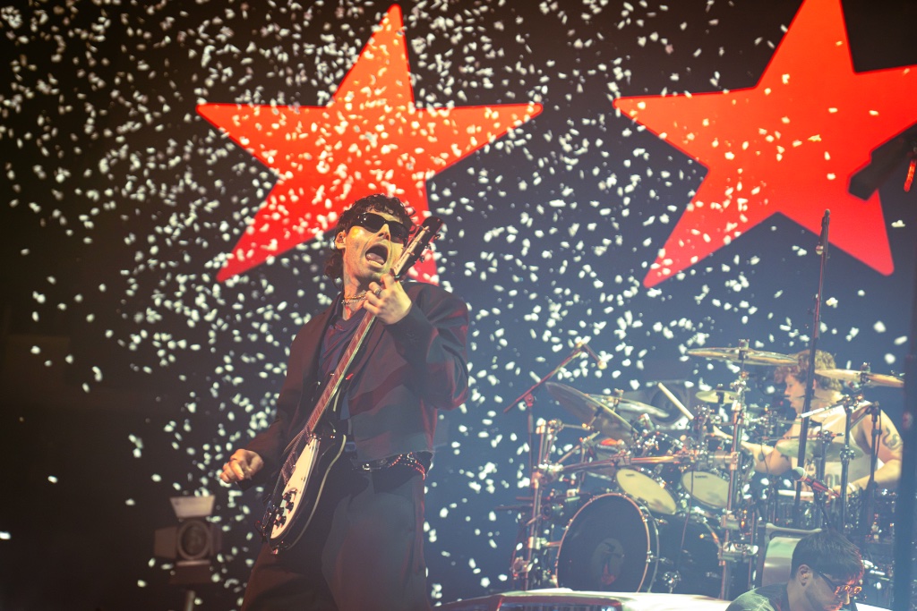 5 Seconds of Summer — Cavale Live