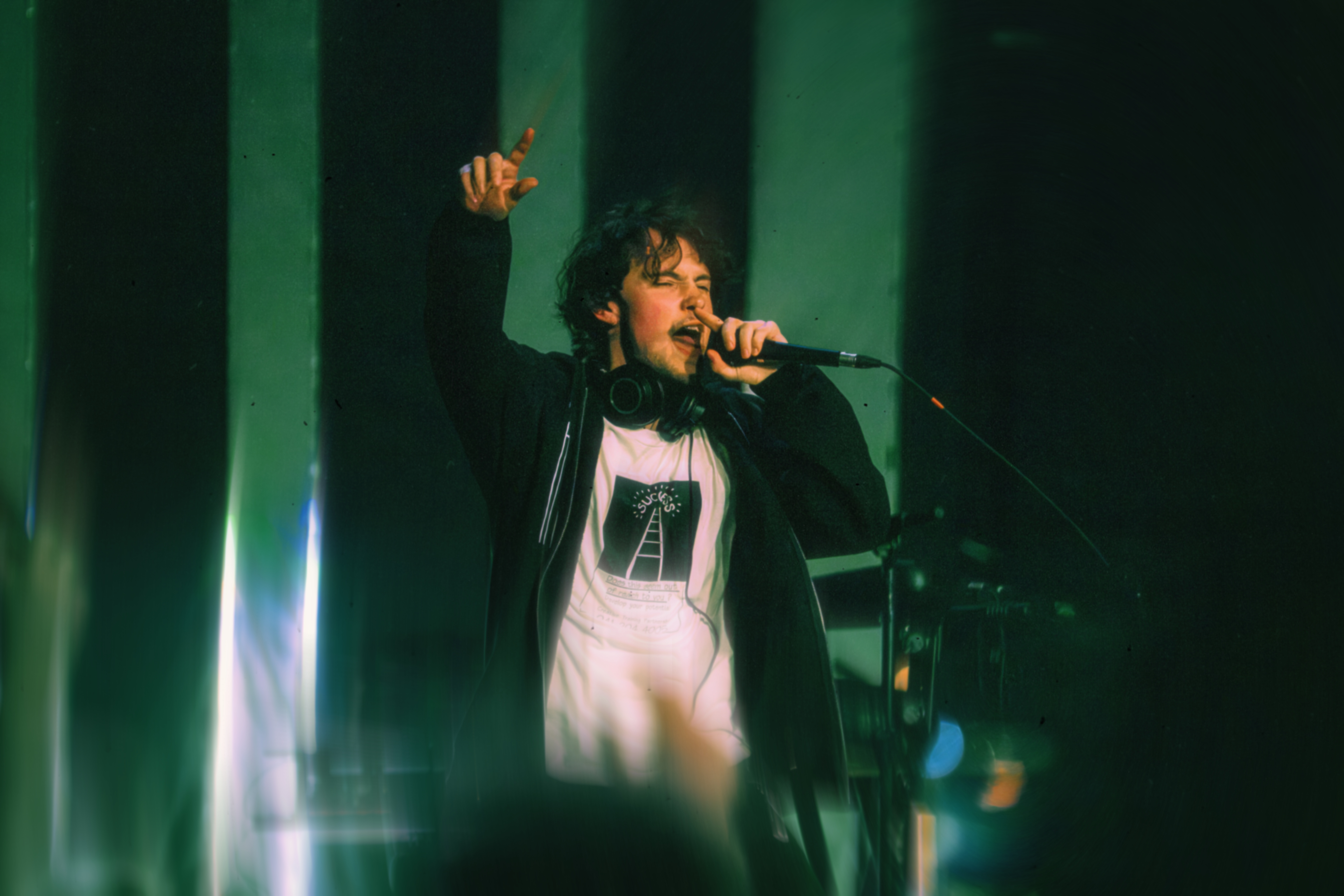 Quadeca live at The Nile Theater, photograph 5