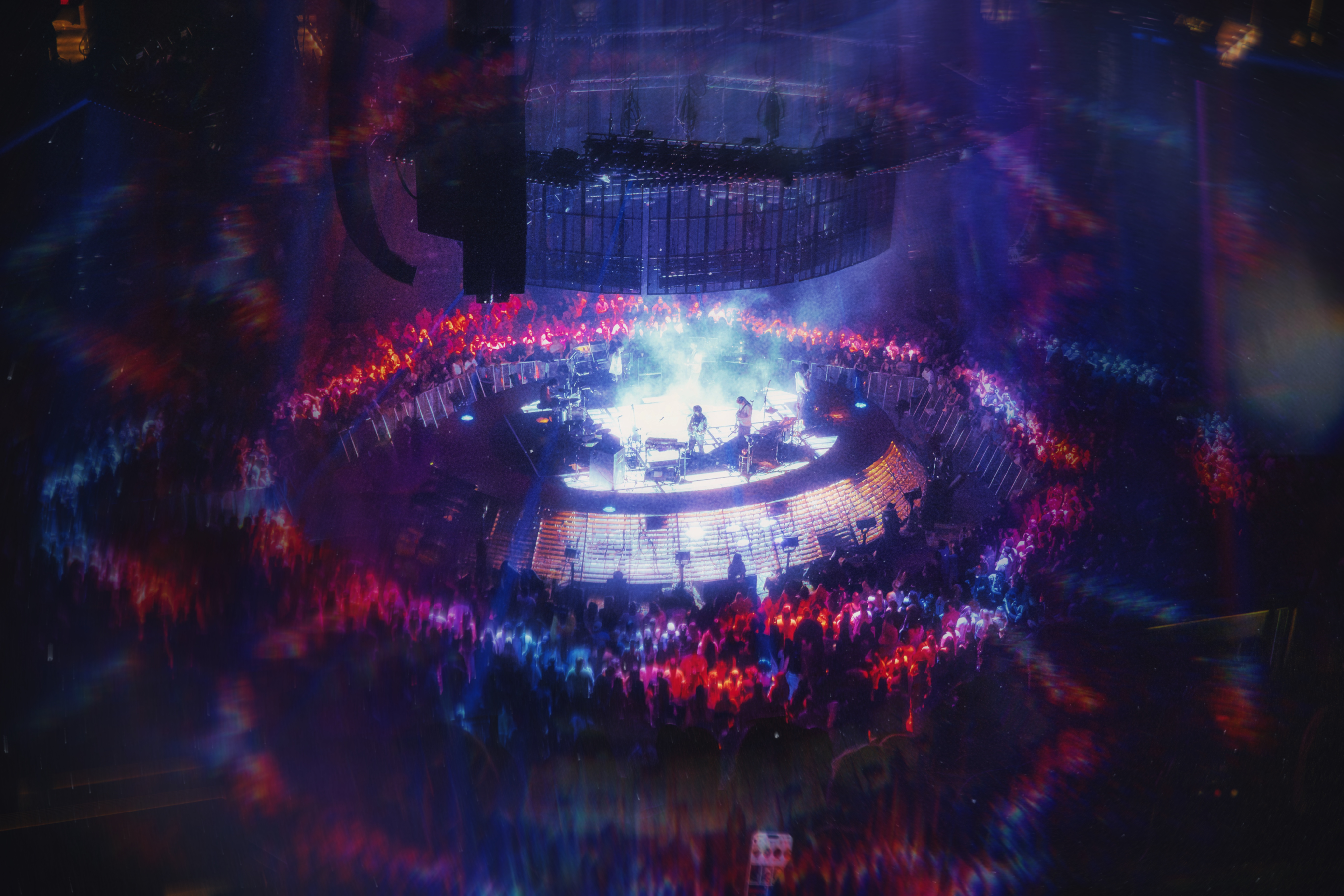 Tame Impala performing on the Deadbeat Tour at Mortgage Matchup Center in Phoenix, Arizona — photograph 14 by Anthony Cavale