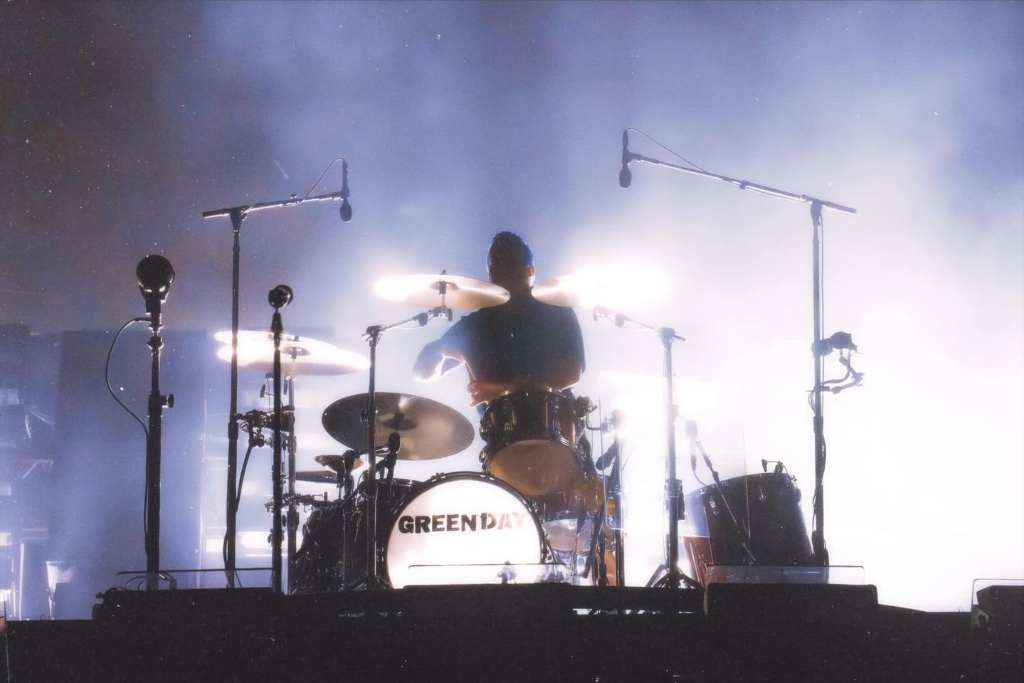 Green Day performing during the The Saviors Tour at Chase Field in Phoenix, AZ — concert photography by Anthony Cavale for Cavale Live