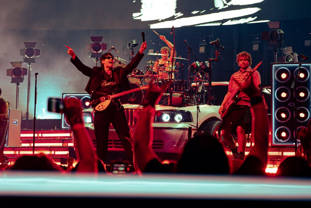5 Seconds of Summer — Cavale Live