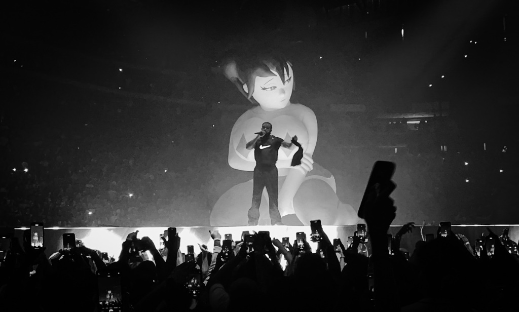 Drake — Cavale Live