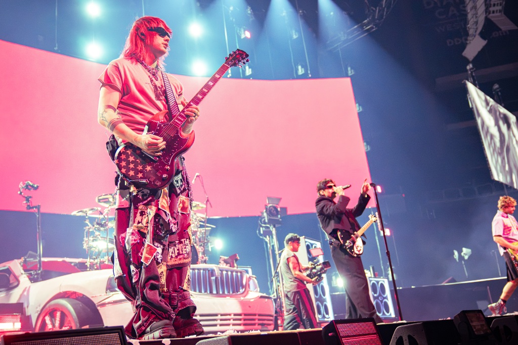 5 Seconds of Summer — Cavale Live