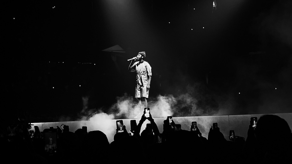 Drake performing during the It's All A Blur Tour at Desert Diamond Arena in Glendale, AZ — concert photography by Anthony Cavale for Cavale Live