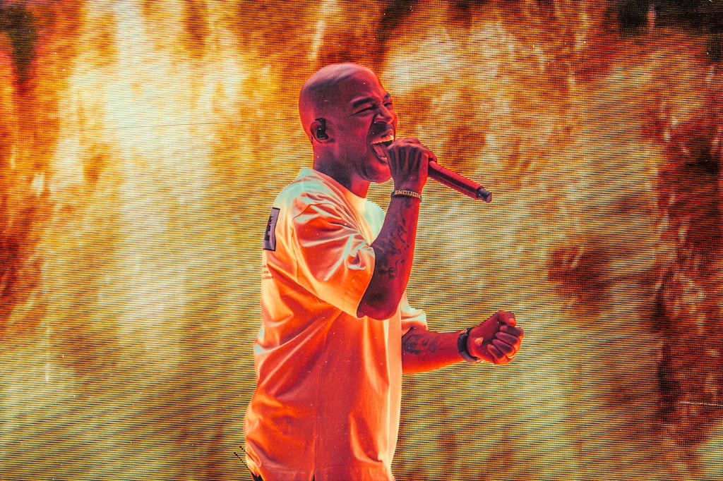 Kid Cudi performing during the Rebel Ragers Tour at Talking Stick Resort Amphitheater in Phoenix, AZ — concert photography by Anthony Cavale for Cavale Live