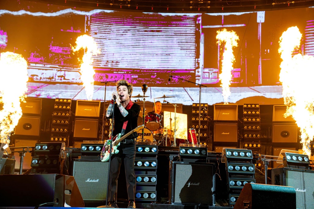 Green Day performing during the The Saviors Tour at Chase Field in Phoenix, AZ — concert photography by Anthony Cavale for Cavale Live