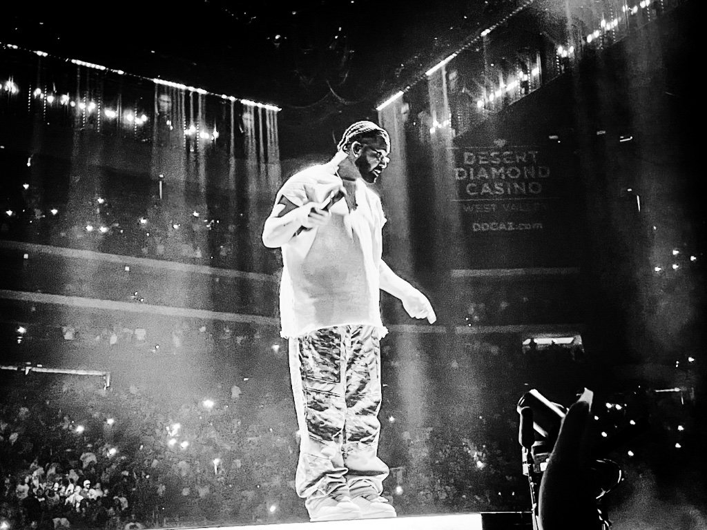 Drake — Cavale Live