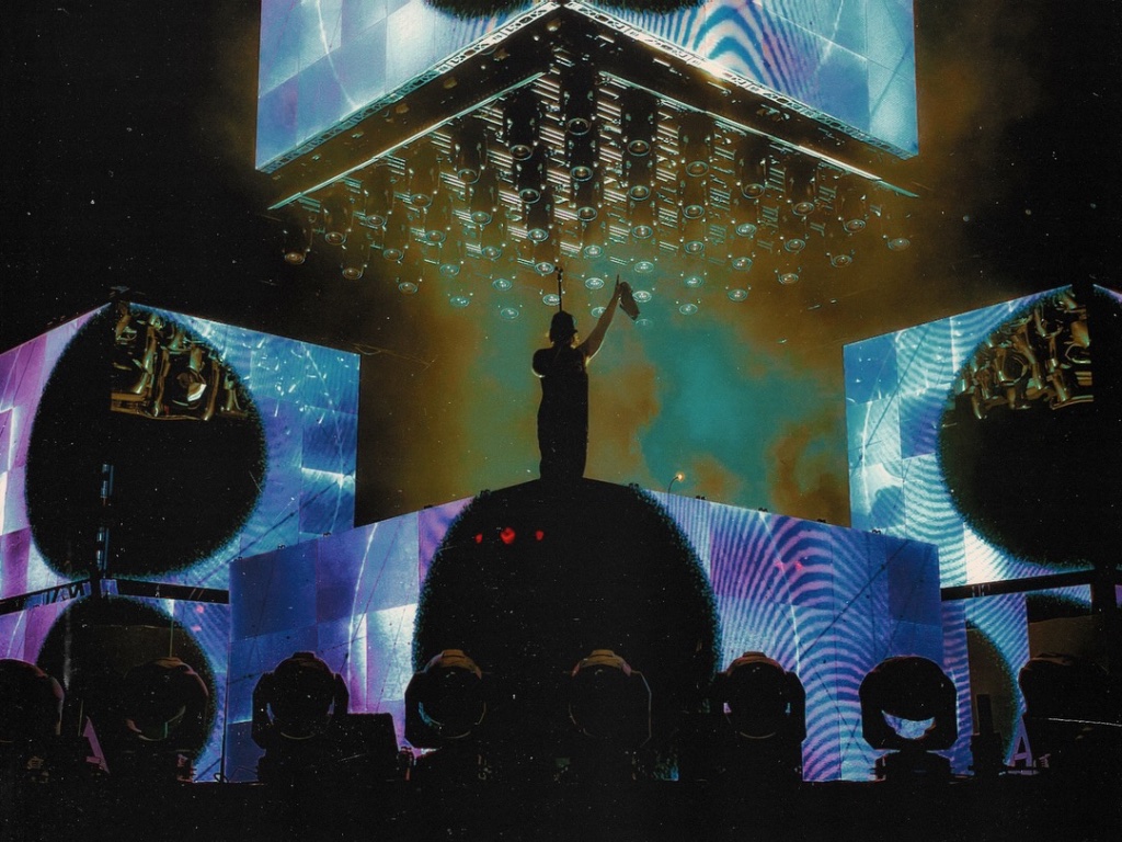 Joji performing during the Pandemonium Tour at Footprint Center in Phoenix, AZ — concert photography by Anthony Cavale for Cavale Live