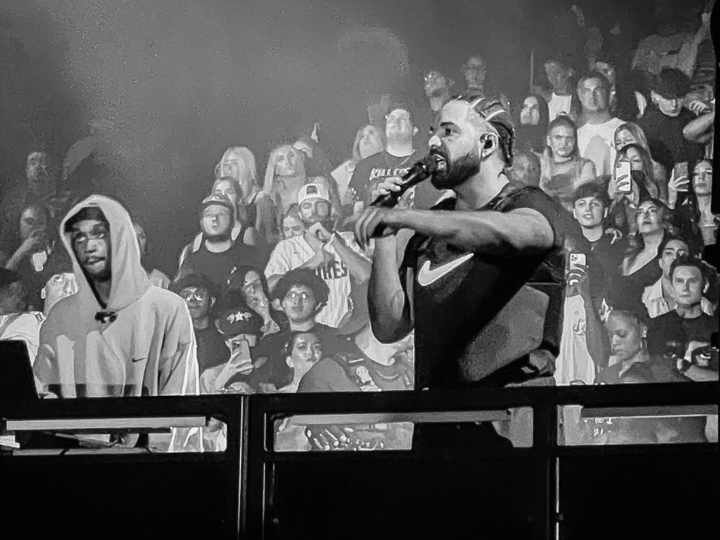 Drake — Cavale Live