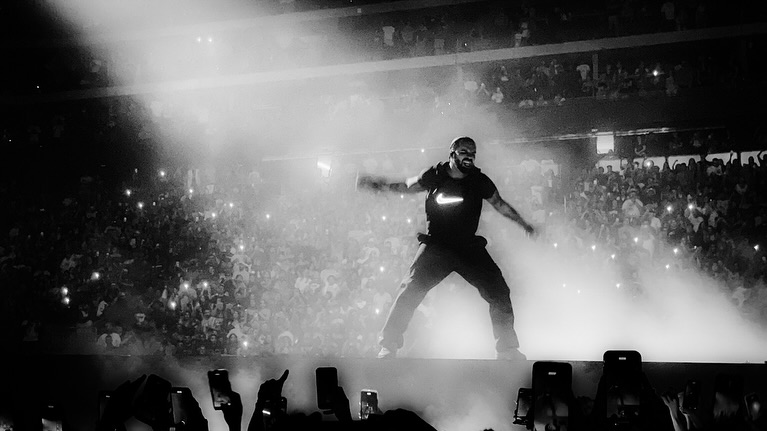 Drake performing during the It's All A Blur Tour at Desert Diamond Arena in Glendale, AZ — concert photography by Anthony Cavale for Cavale Live