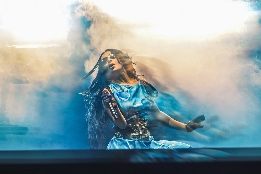 Charli XCX performing during the Sweat Tour at Footprint Center in Phoenix, AZ — concert photography by Anthony Cavale for Cavale Live